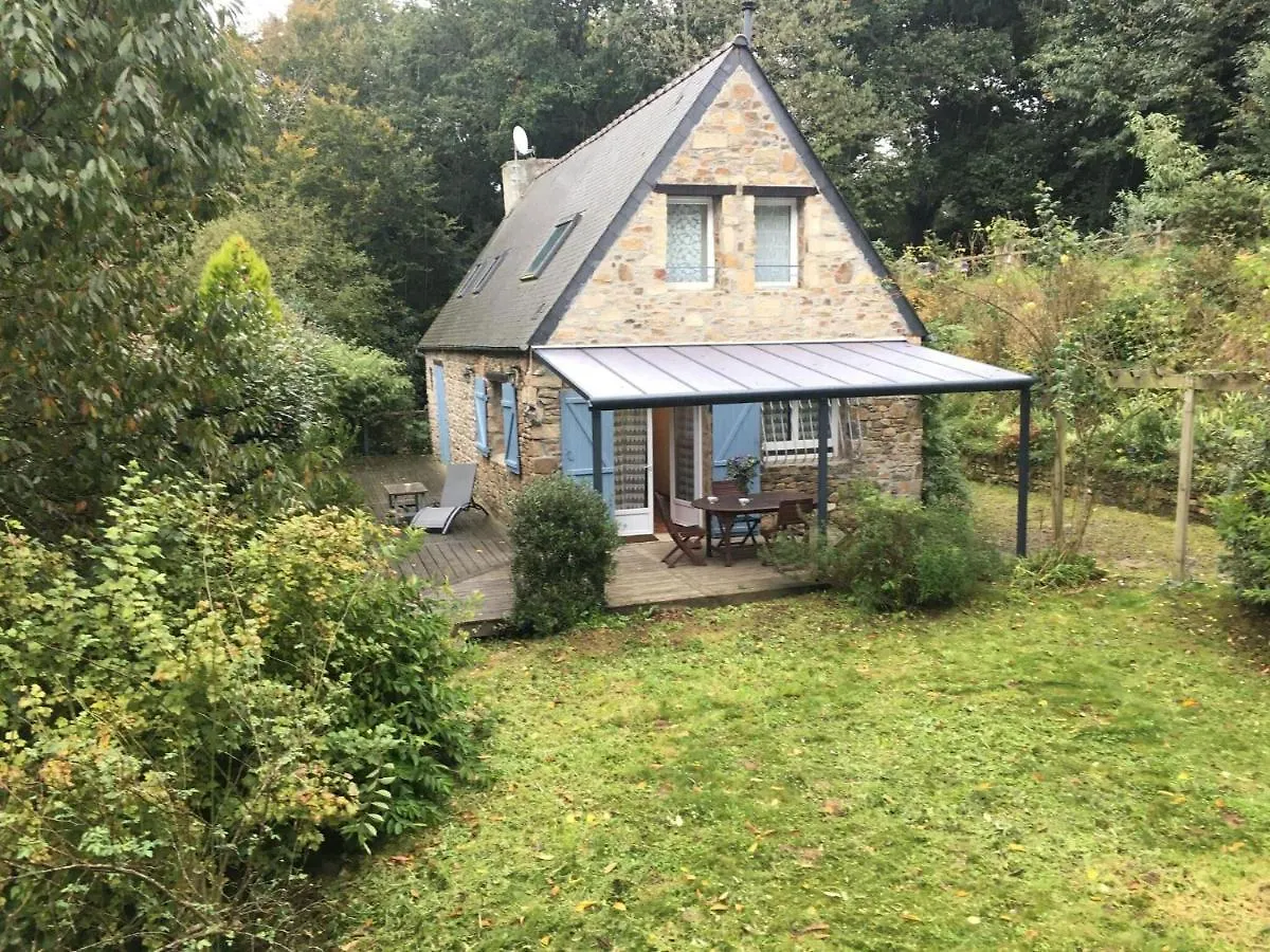 Country House With Canoe And Tree House Villa Langoat Holiday home